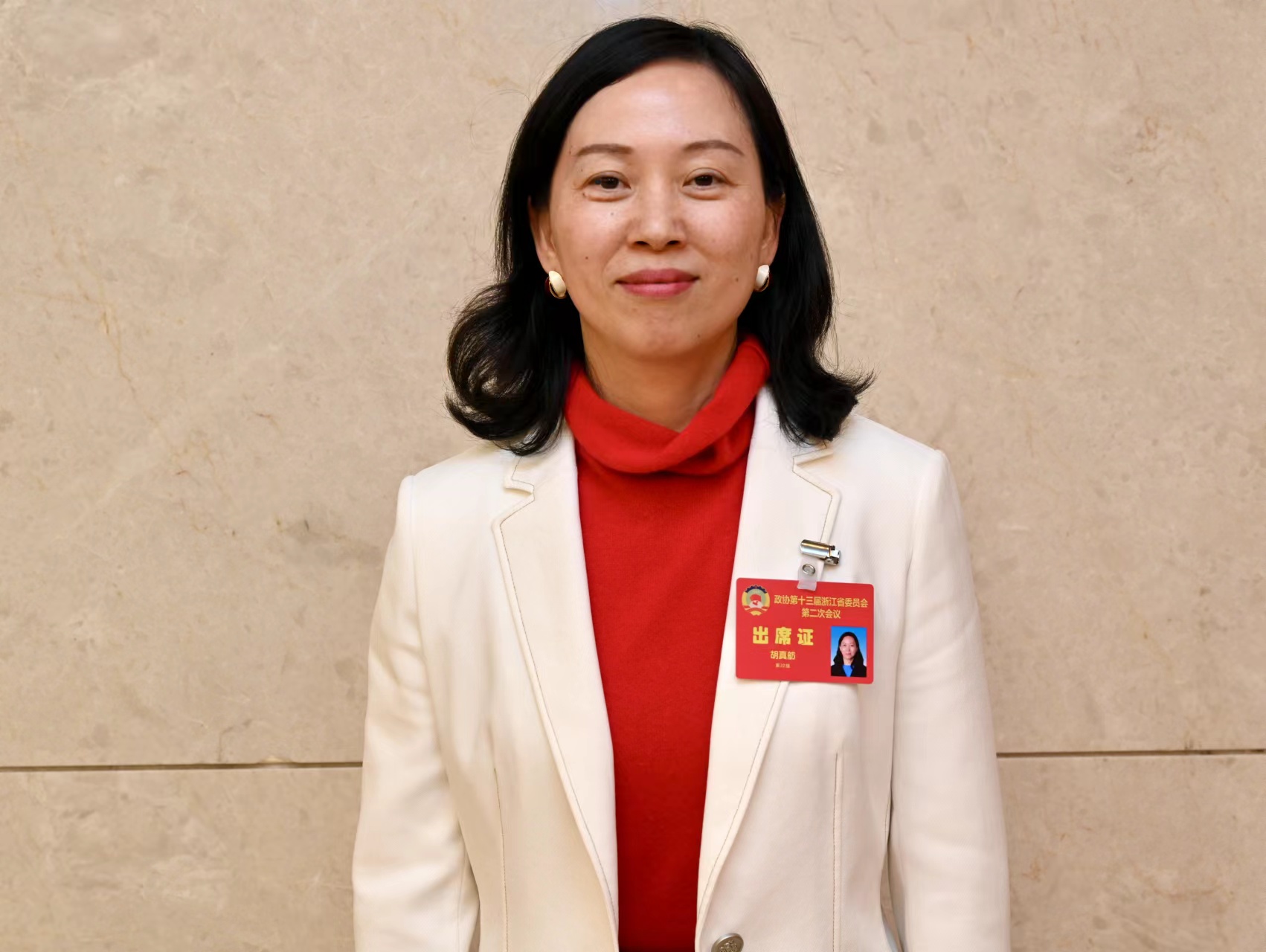 （浙江省政协委员、省商务厅副厅长胡真舫，图片由受访者提供）