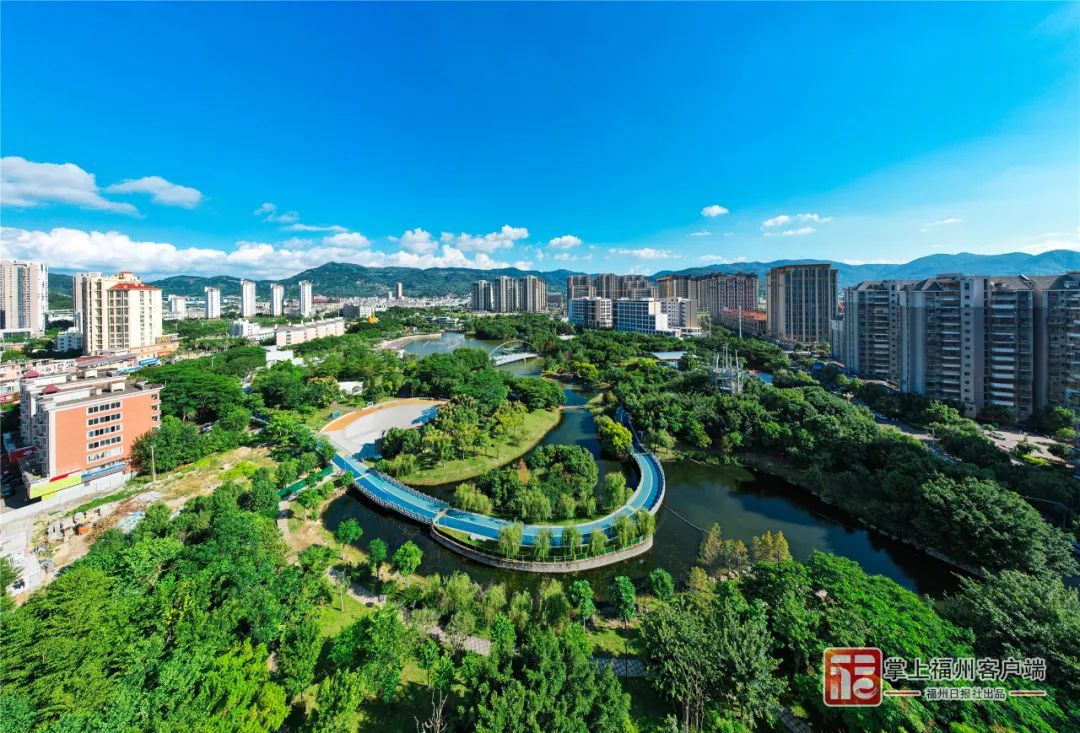 东南汽车城核心共享区。林双伟 摄