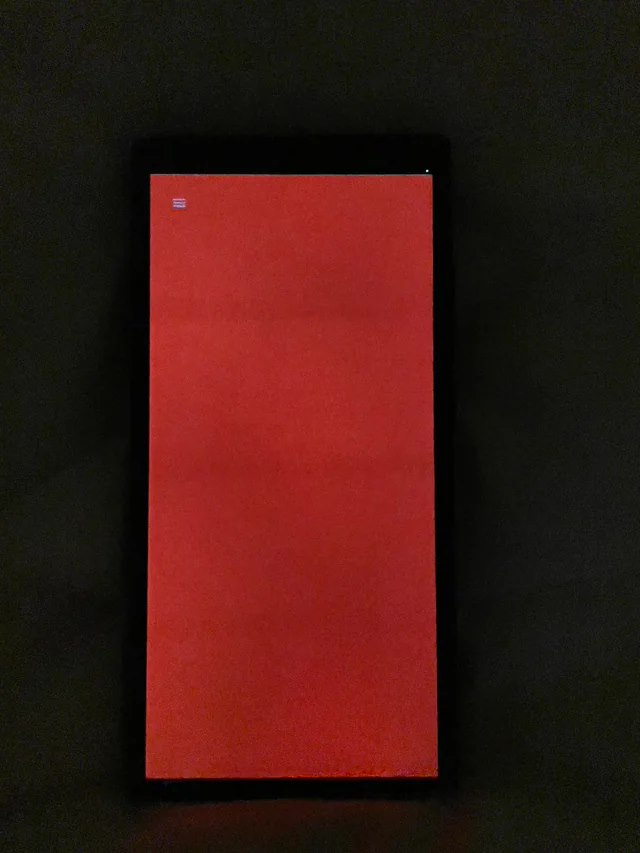 三星 Galaxy S24 系列手机屏幕再出问题，用户吐槽“颗粒感”和“横向条纹”