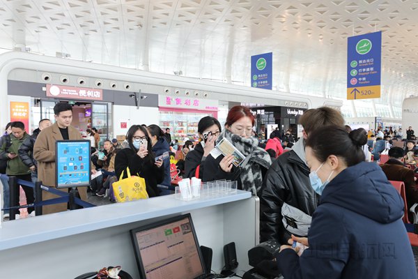 （本文图片皆由武汉天河机场提供）