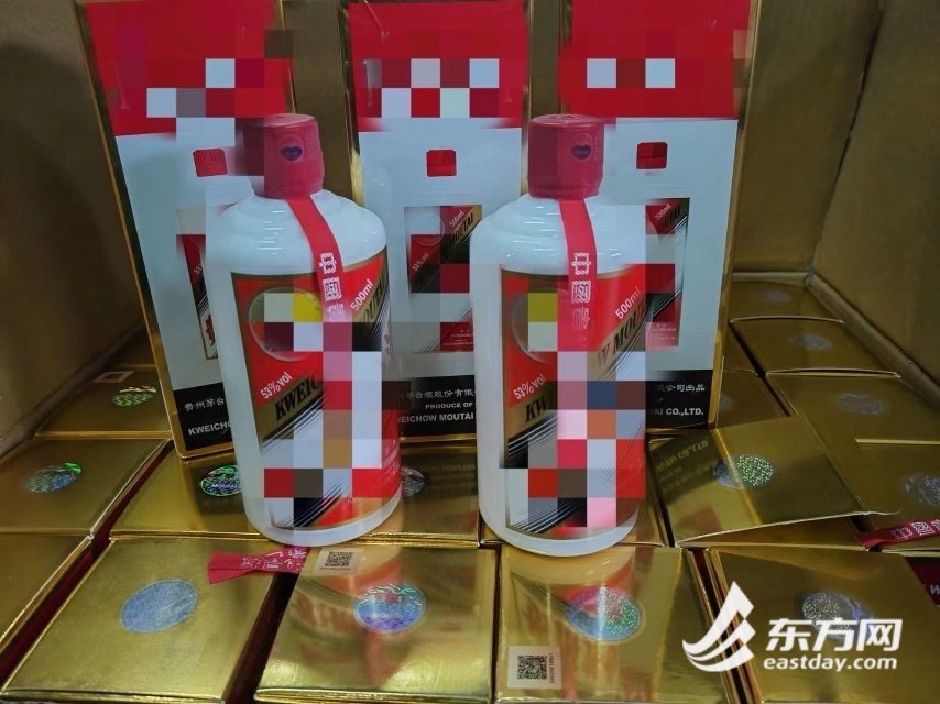 警方查获的涉案物品