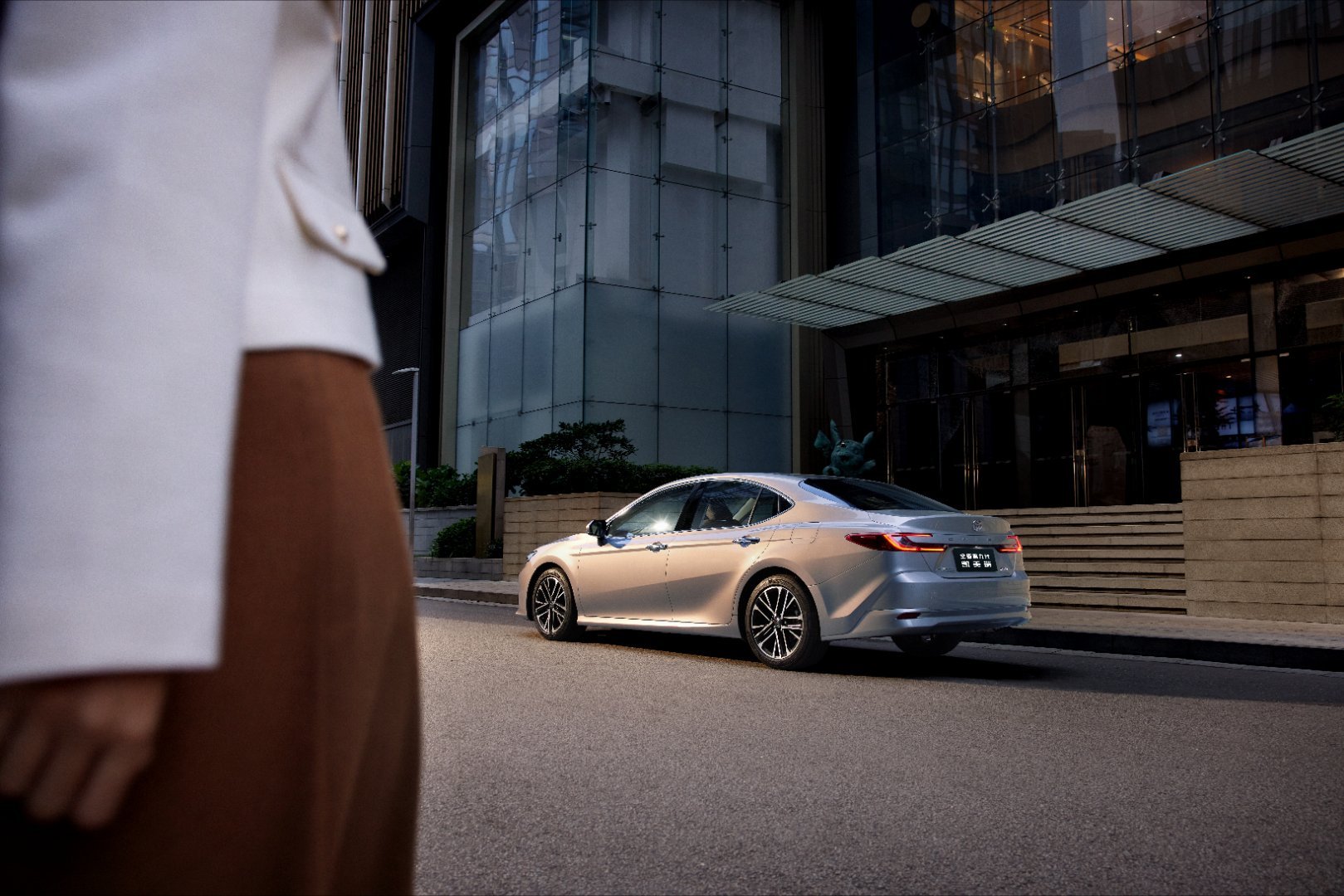 17.18~20.68 万元,广汽丰田全新凯美瑞上市:提供燃油 / 混动车型