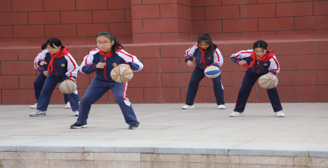 好点的篮球训练营 1c93-e1c9a4d39776b41ea3dde0cb05459828.png