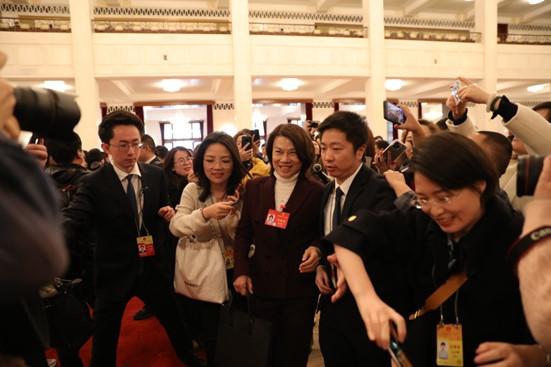 全国人大代表、格力电器董事长董明珠 《中国经济周刊》首席摄影记者 肖翊|摄