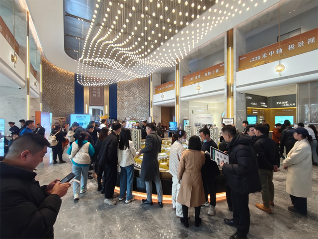 招商1872售房部现场图