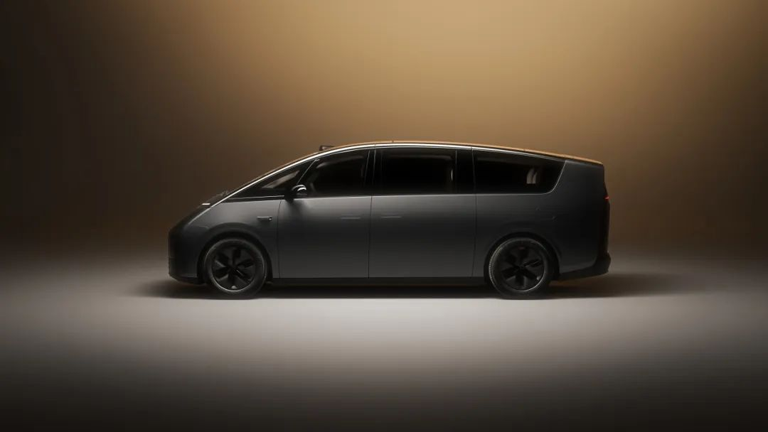 MEGA;图片来源:理想汽车