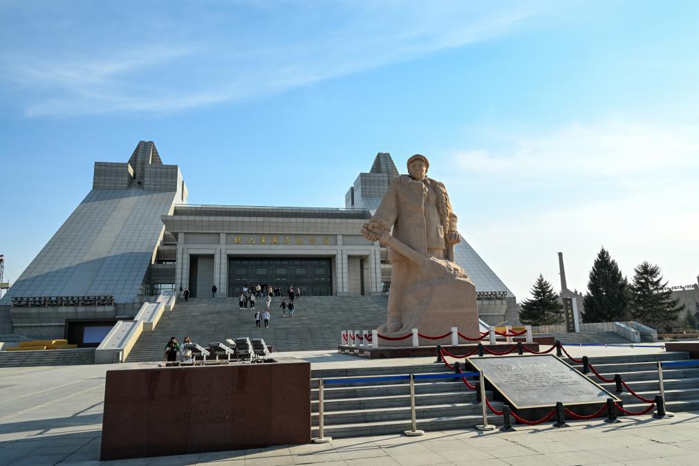 2024年3月27日拍攝的鐵人王進喜紀念館。
