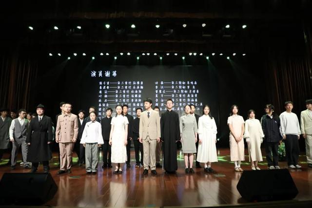 关于高中生的短剧剧本,关于高中生的短剧剧本大全