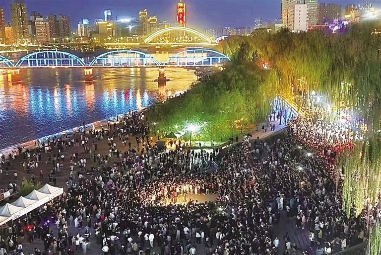 兰州日报社全媒体记者 王潇旋 摄