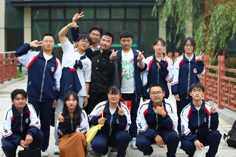 情景短剧学生男生,情景短剧学生男生图片