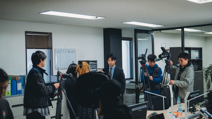 办公室记者情景短剧,办公室情景剧段子