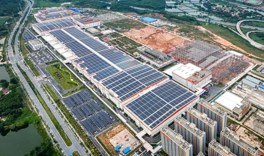 △图为肇庆大旺产业转移工业园区“瑞庆时代”现场。(受访对象供图)
