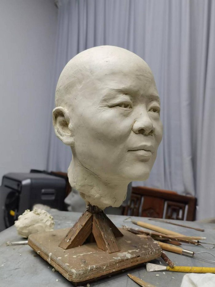   這是袁中標完成的「辛追夫人」生前容貌雕塑（1月4日攝）。新華社發（袁中標 攝）