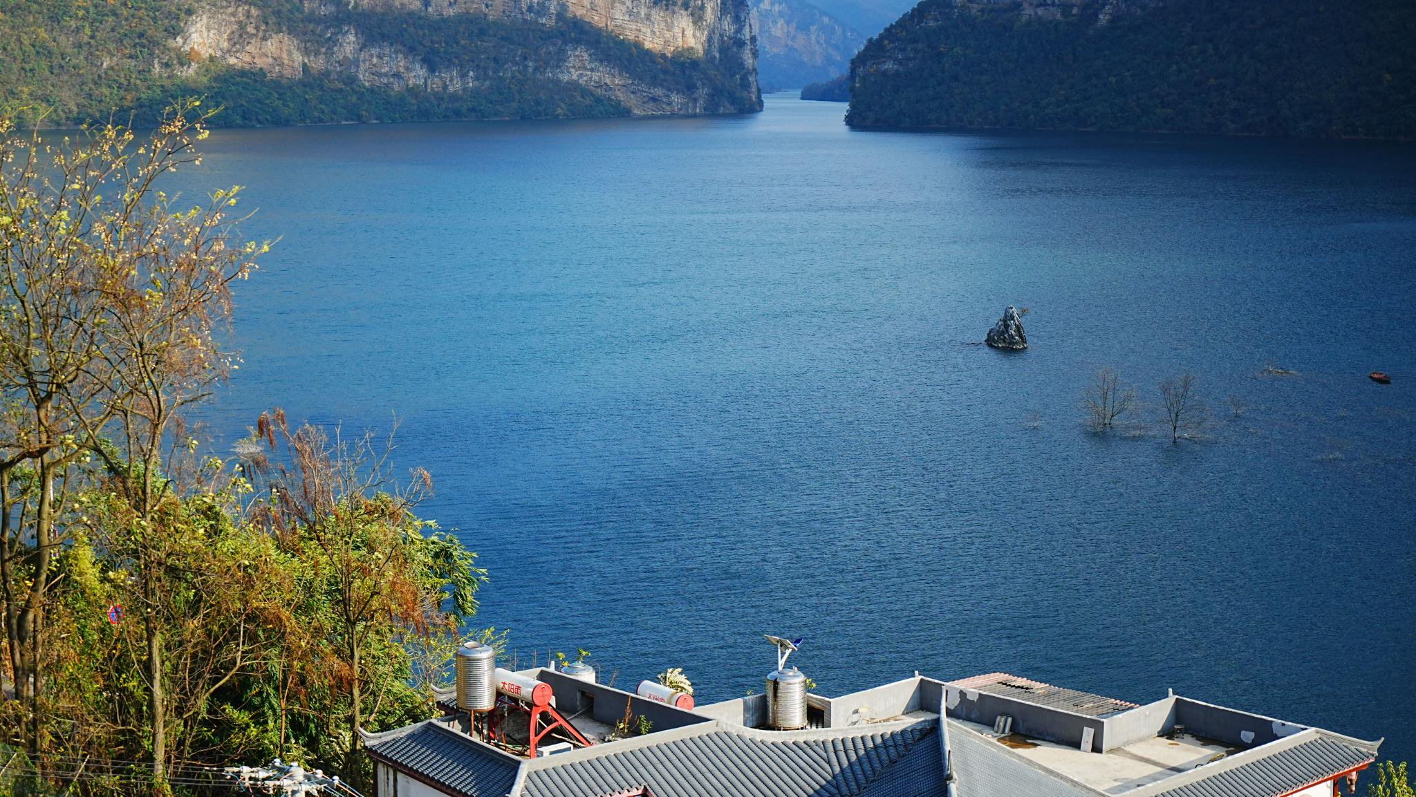 化屋村江景美如畫。貴州日報天眼新聞記者 周梓顏 攝