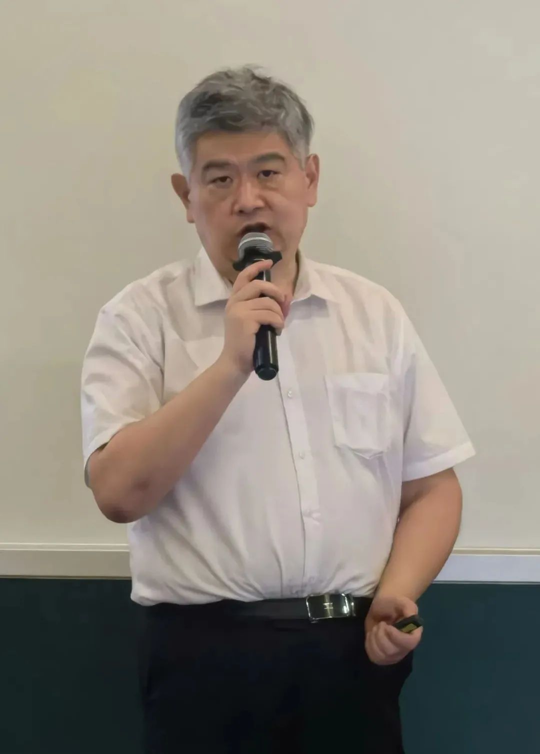南方科技大学副校长金李