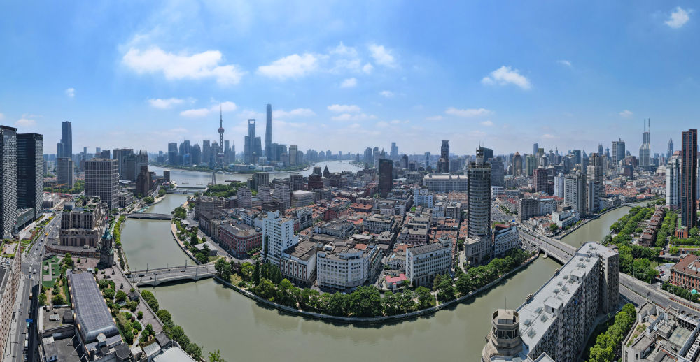 空中俯瞰上海城市風光(無人機照片,2024年5月24日攝)。新華社記者 方喆 攝