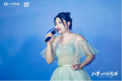文艺表演与精彩抽奖