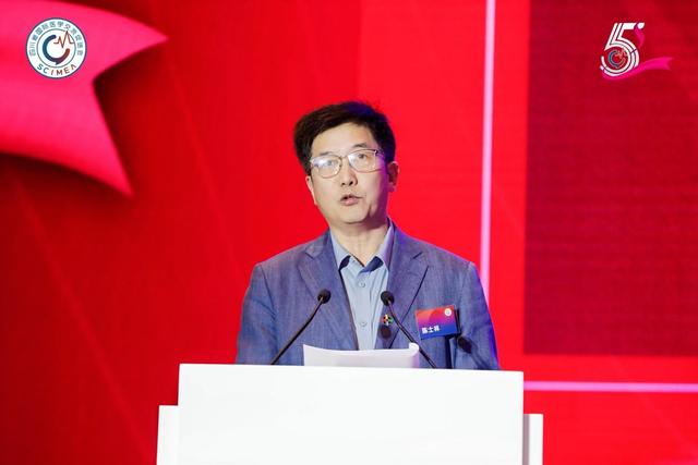 (中国工程院院士 陈士林)