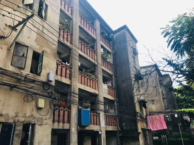 拆除重建前的彭一小区。 唐烨 摄