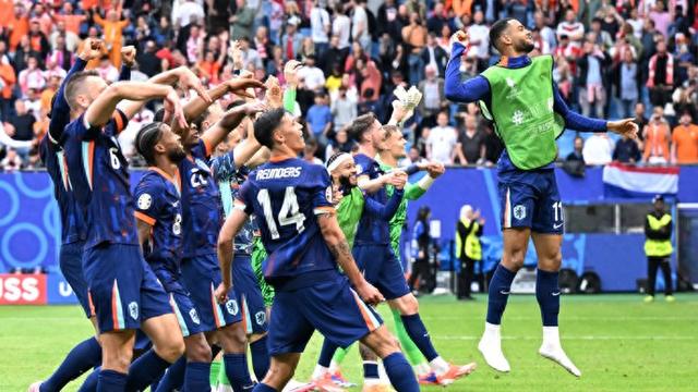 欧洲足球比赛全年都有吗,欧洲足球有多少比赛