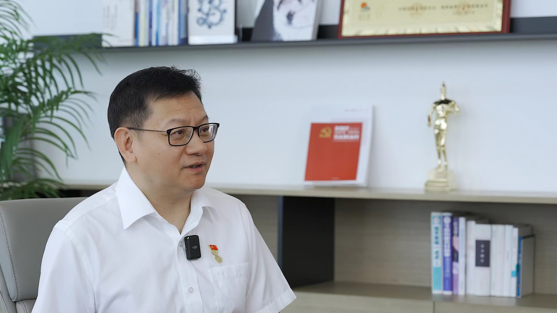 李勇接受新华财经记者专访