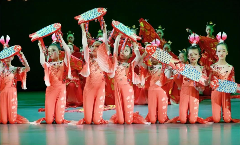 快乐每一天舞蹈视频 40ef-da1520fd5a40f52f0e0a04debe0b43b7.png