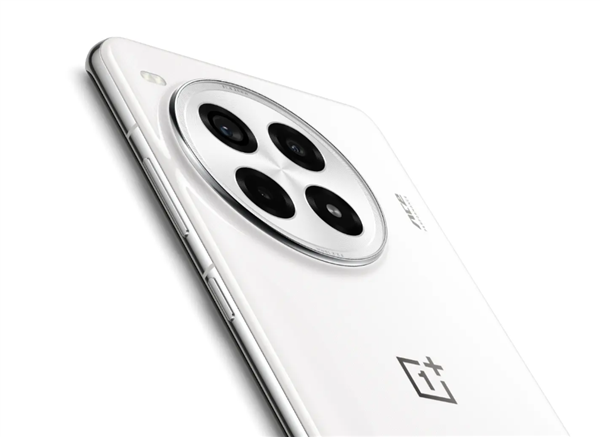 一加ace3 pro和一加12屏幕一样吗 d6a9-d1d9ad27828187edc2ee9376536c9d3a.png