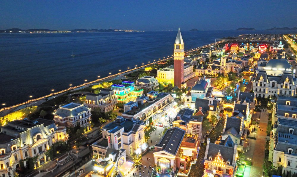 ↑大連東方水城