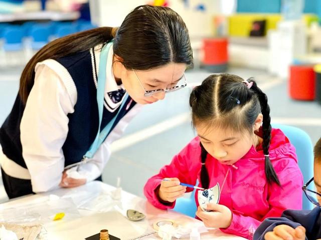 AI 海报设计