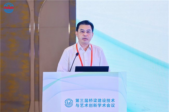贾绍明