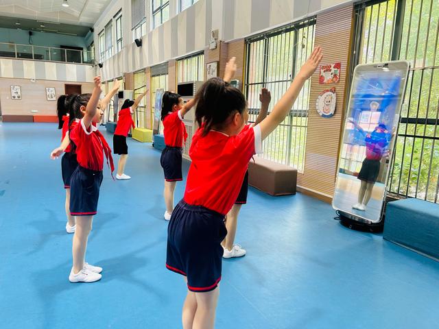 小学生如何上体育课 d758-d3c26fd4c935c70a60896a781d19c8a6.jpg