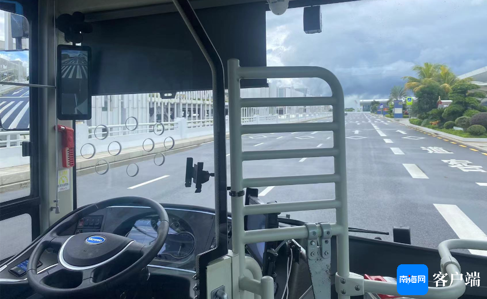 自动驾驶接驳车。海口美兰机场供图