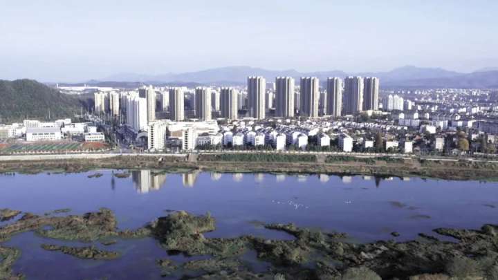 青弋江河道綜合治理前後對比圖。吳治國 供圖