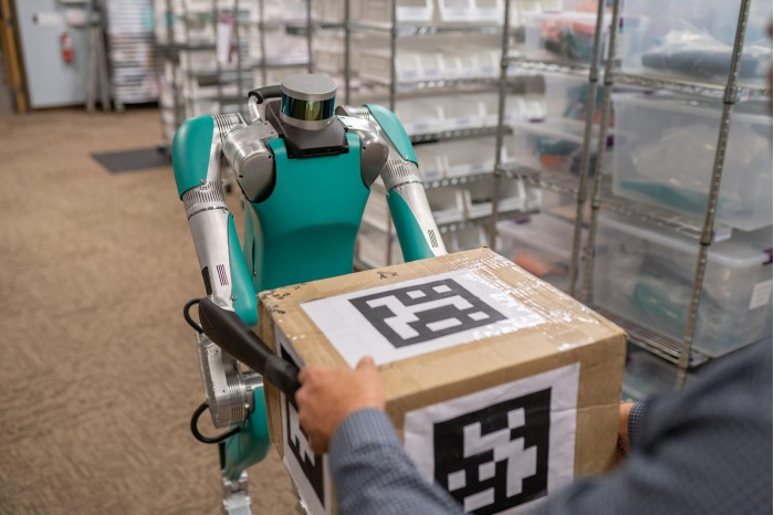 (圖:Agility Robotics的機器人Digit)