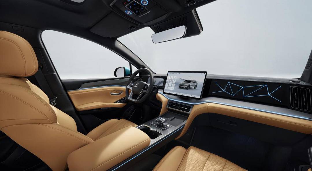 百公里亏电油耗3.9L,综合续航1500公里!宋L DM-i售价13.58万元起