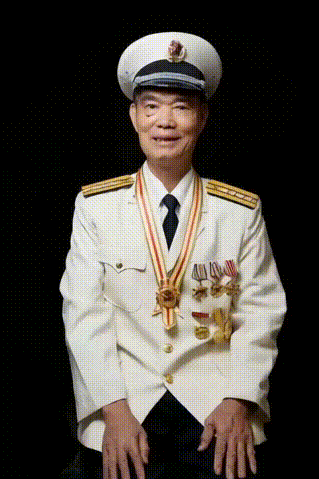 ▲“钢铁战士”麦贤得。
