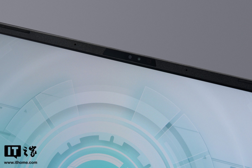 【IT之家开箱】华硕天选 Air 2024 日蚀灰图赏：贯彻轻薄纯粹的极简主义设计