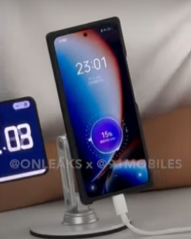 真我300W快充技术测试视频曝光:15秒充电6% 30秒充电充15%