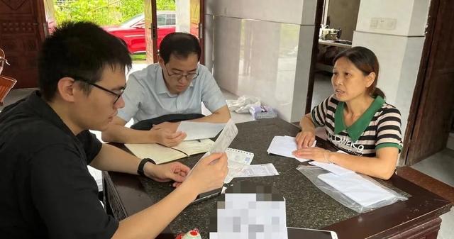 怎么找免费援助律师 28eb-b2e084127848aec3ab65d1fd5c216708.jpg