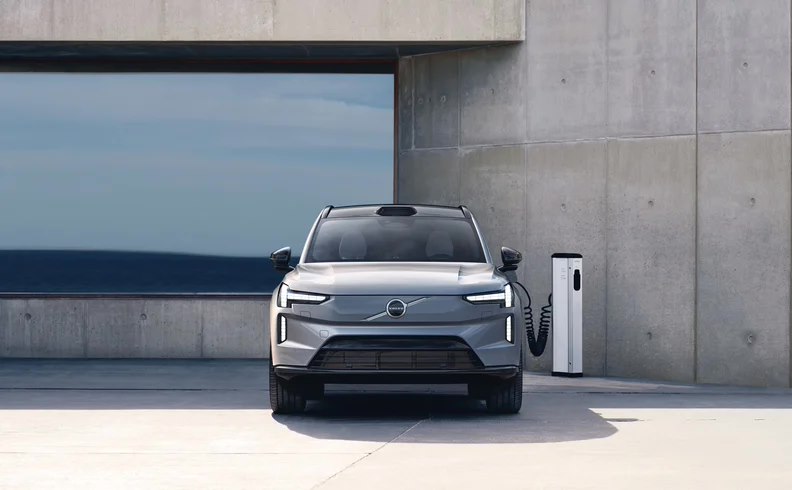 沃尔沃 EX90 悄悄涨价 3300 美元,预计 4-8 个月内交车