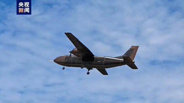 2 吨级商载能力,我国自主研发大型双发无人运输机成功首飞