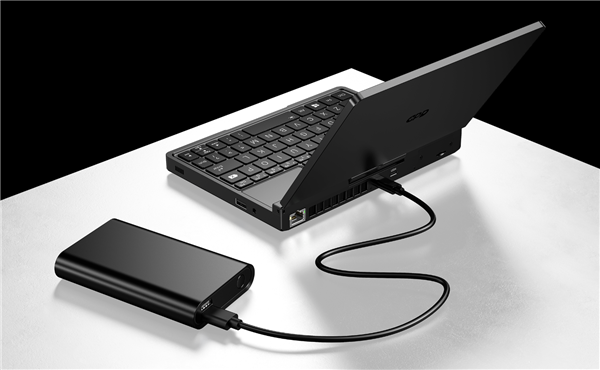 GPD发布首款Zen5锐龙掌上电脑Pocket 4:8.8寸小屏 180度转圈