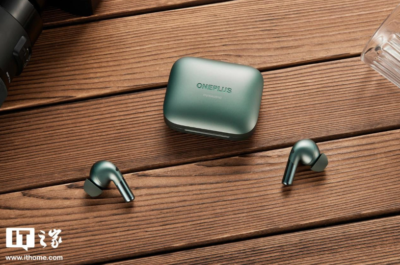 一加 Buds Pro 3 耳机外观谍照曝光:有望本周海外发布,售 13999 印度卢比