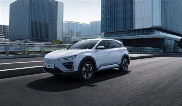 续航500公里的新哪吒X 凭什么能卖到10万以内?