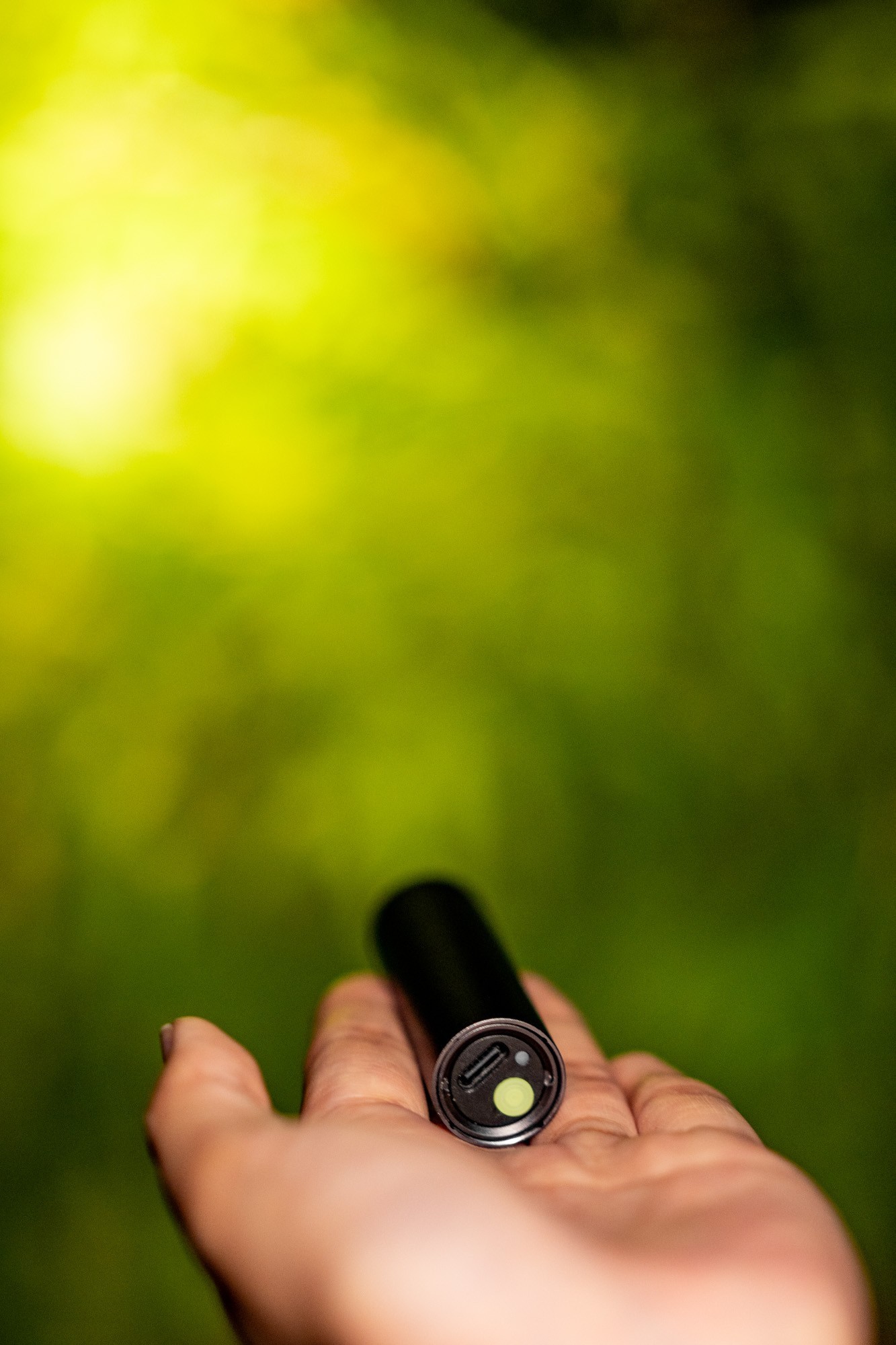 波奇客萤火虫EDC随行灯评测:应用场景丰富,多种使用模式切换