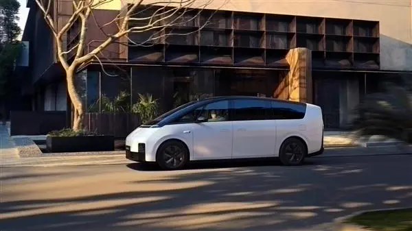 理想回应起诉博主索赔百万:视频中包含大量 MEGA 车型的侮辱性信息