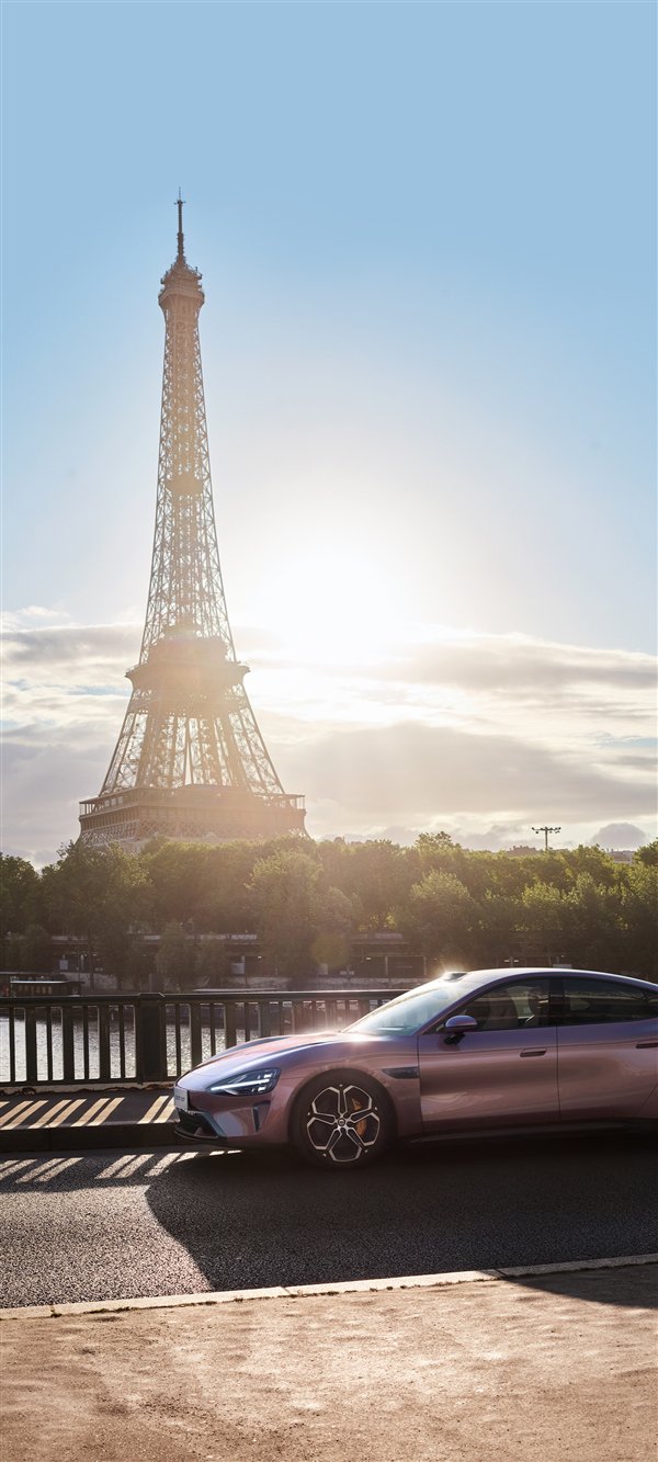 官方公布小米SU7巴黎之旅PC、手机壁纸 赶紧来换