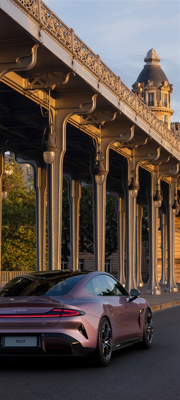 官方公布小米SU7巴黎之旅PC、手机壁纸 赶紧来换