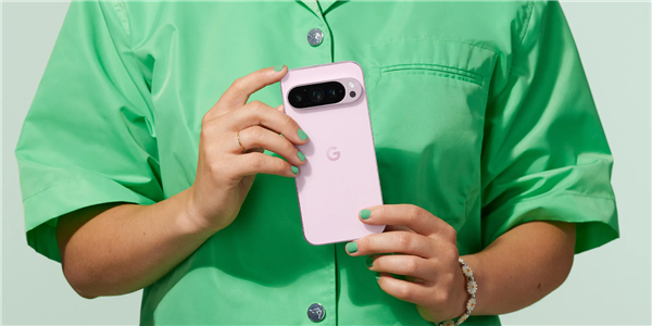 谷歌发布安卓AI机皇:性能竟不敌4年前iPhone12!