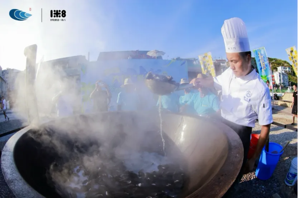 一米八鲜活贻贝:嵊泗列岛的生态宝库与文化传承